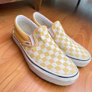 yellow checkered vans